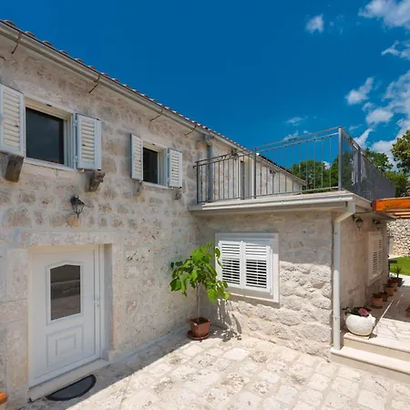 Villa Ane Celopeci Exterior photo